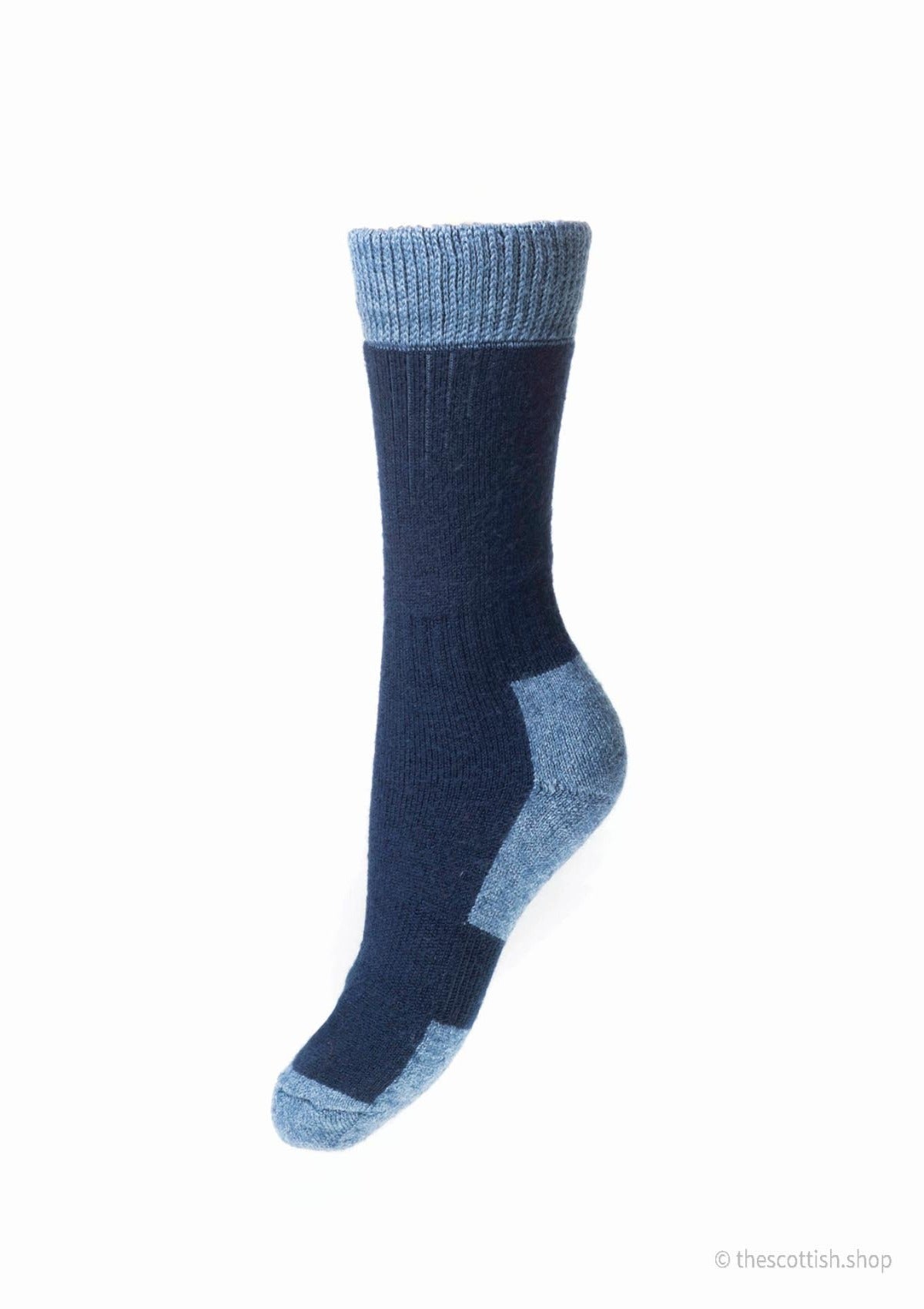 Damen Wandersocken aus Merinowolle von House of Cheviot in Marine