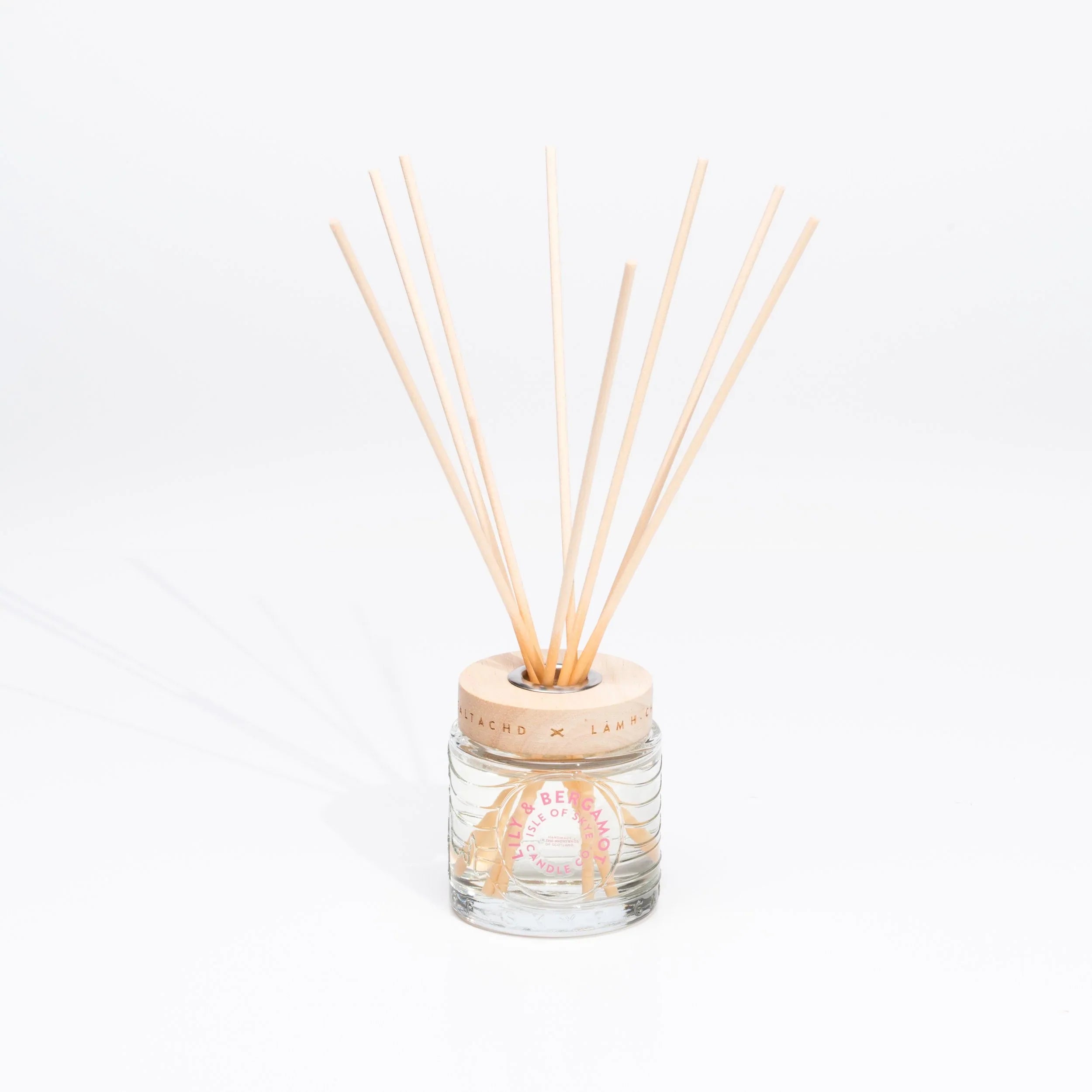 Isle of Skye Geschenkset – Duftkerze und Reed Diffuser Lily & Bergamot