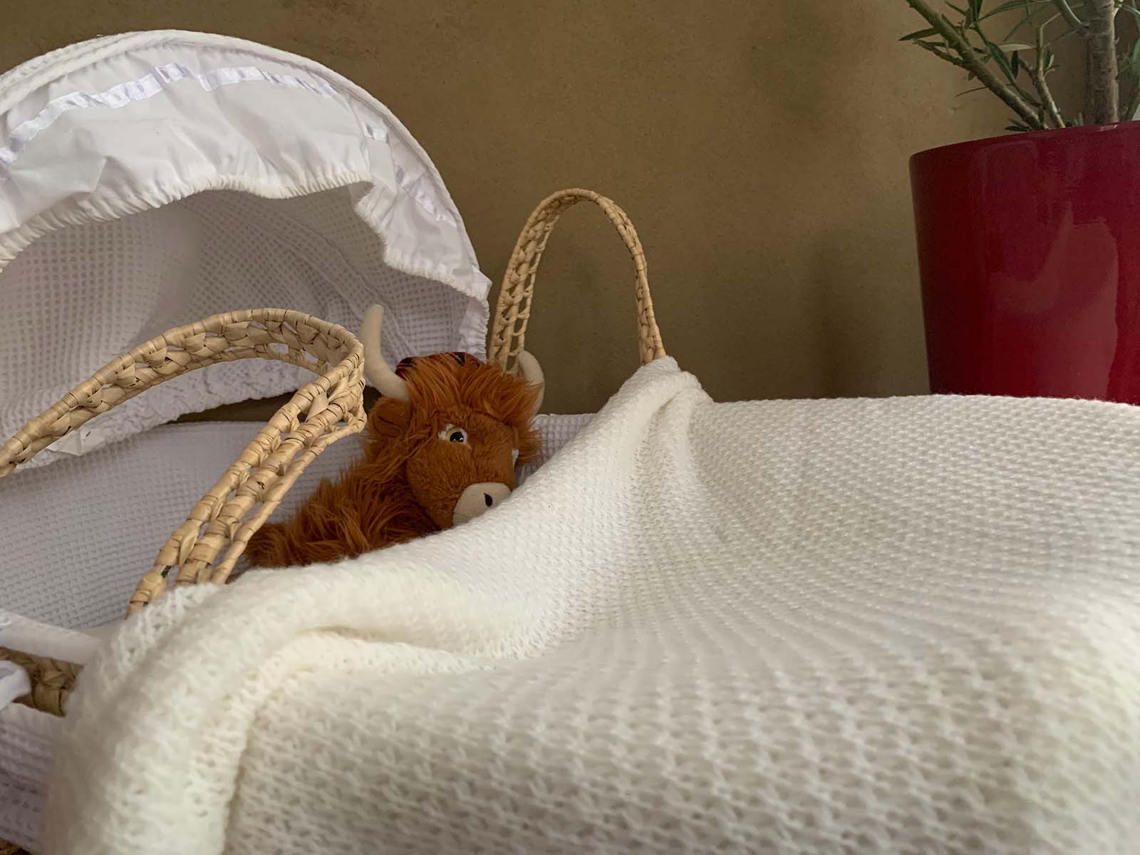 Weiße Kaschmir Babydecke aus 100% Kaschmir, handgefertigt in Schottland