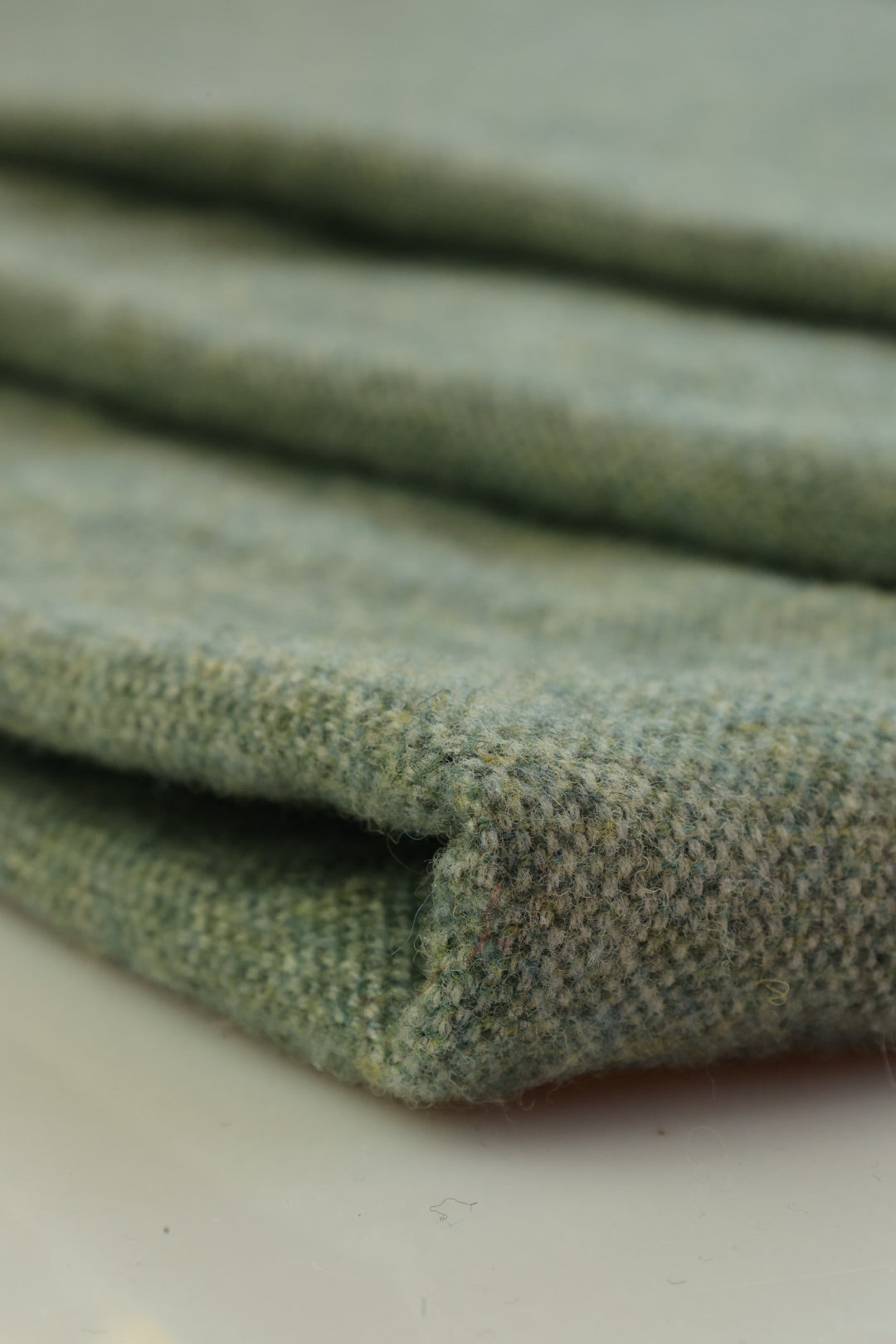 Bedspread 100% virgin wool green