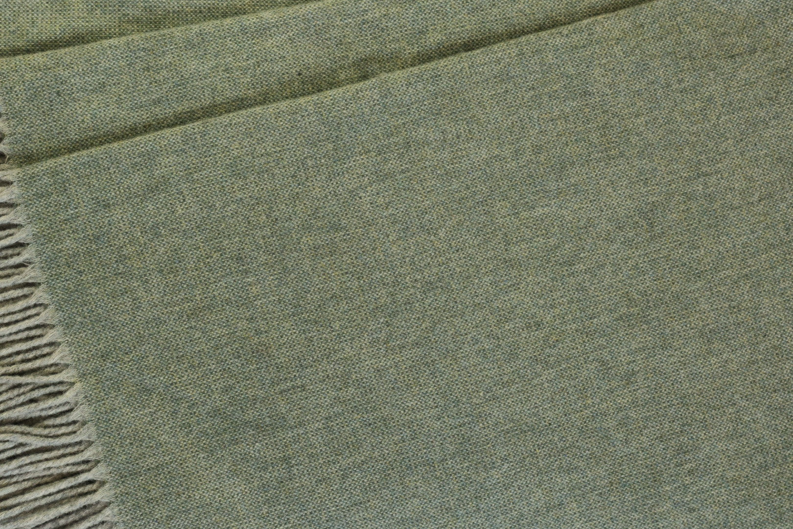 Bedspread 100% virgin wool green