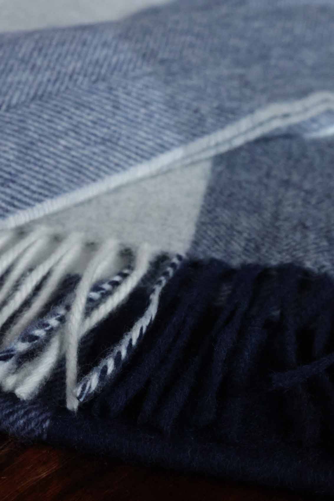 Large Cashmere Stole | Checked Blue