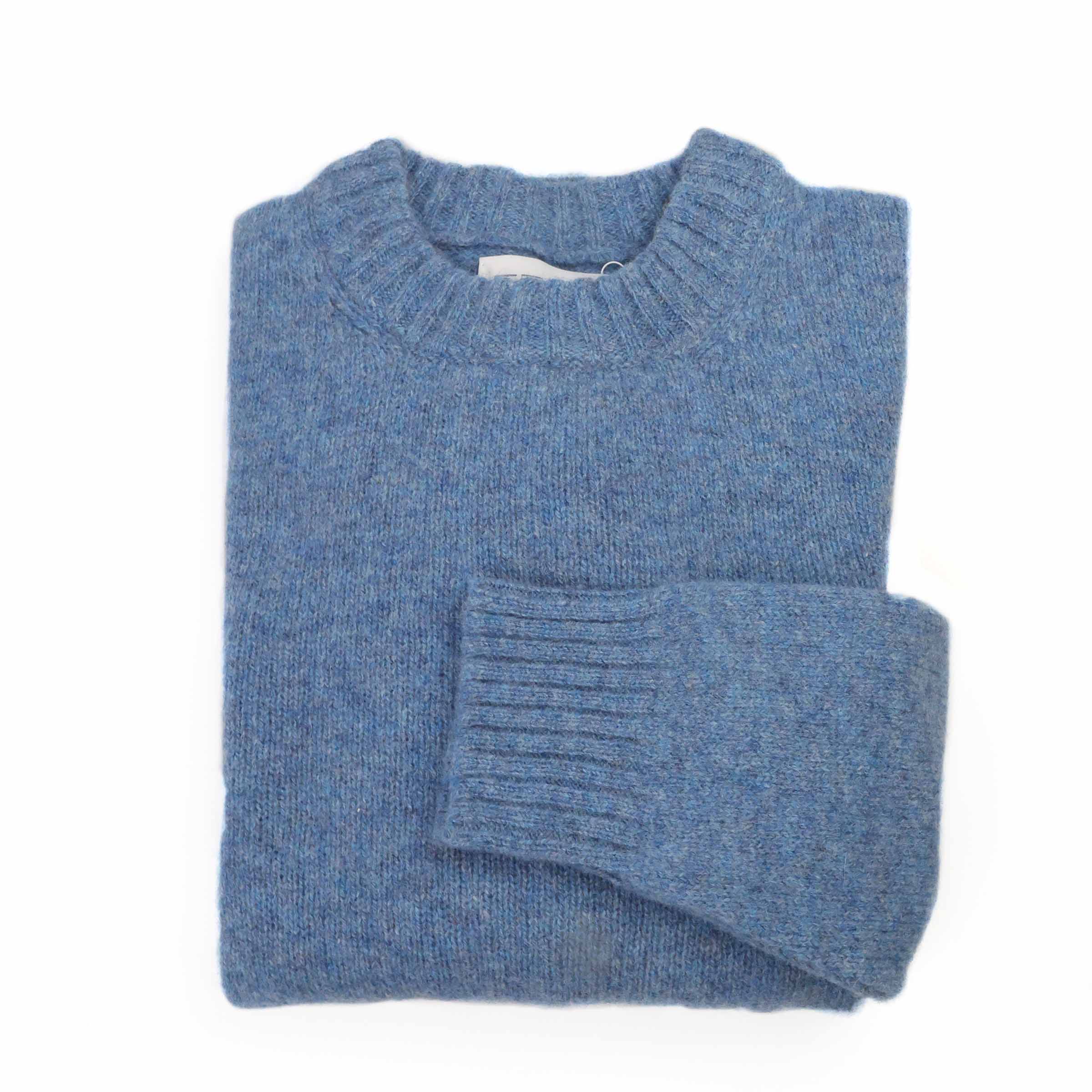 Eribé Herren Brora Pullover Delphinium — Flachansicht, entspannter Schnitt und Farbstellung