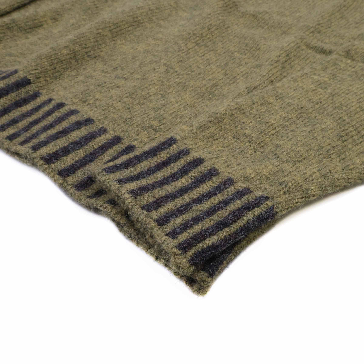 Eribé Herren Bruar Falls Pullover Steppa — Detailansicht Passform und Fair Isle Mustergebung