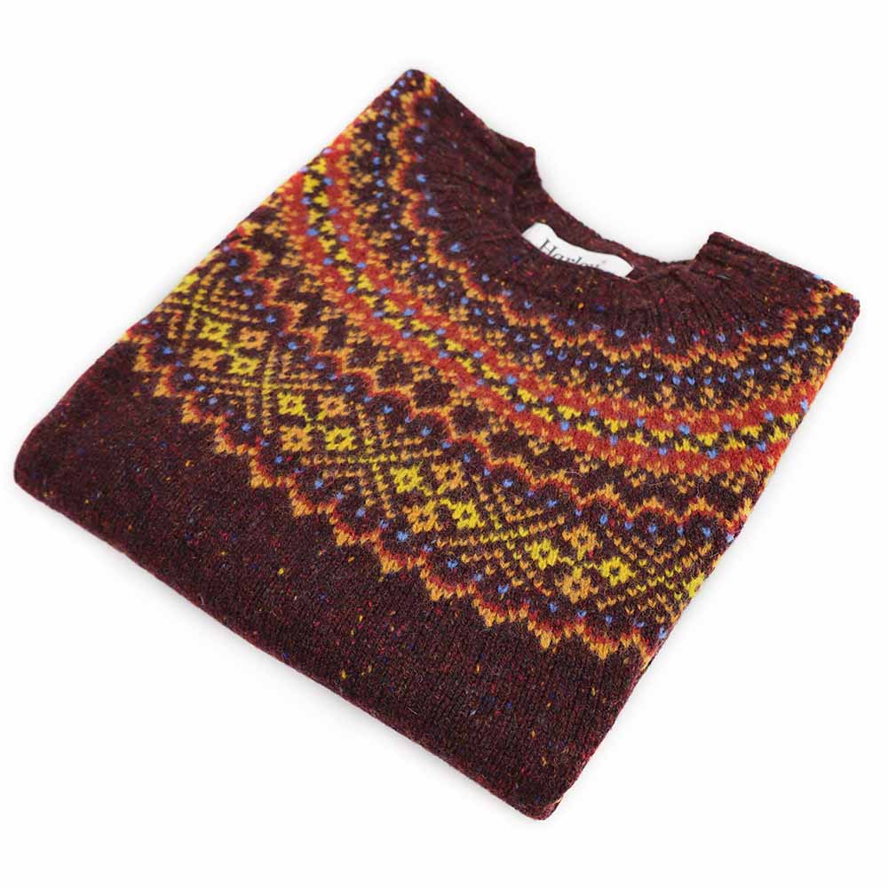 Harley_Damen_Pullover_Rote-Beete_Gefalltet