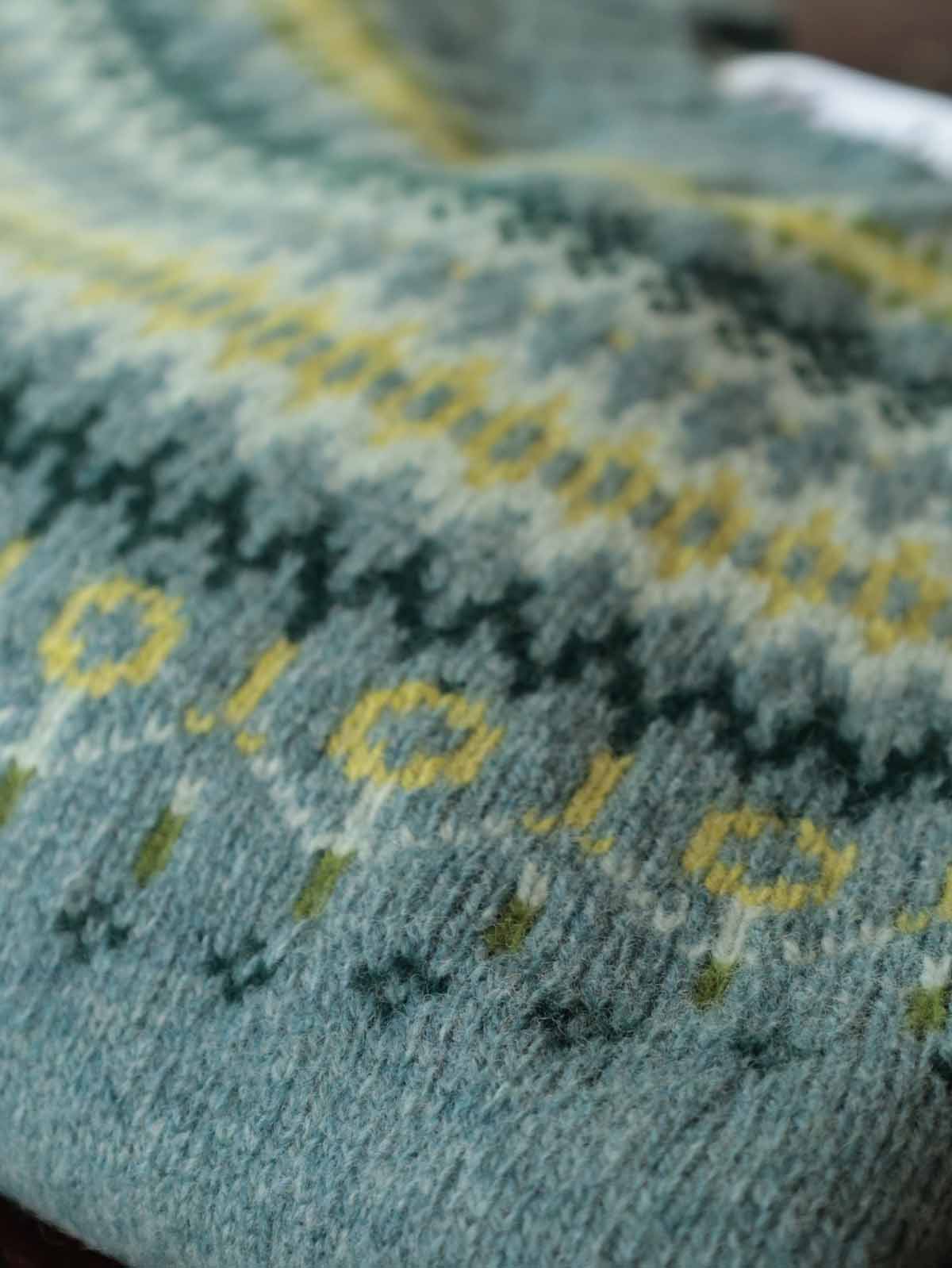 Fairisle Pullover | Superfine Lammwolle Pastel Grün (Bald Wieder erhätlich)