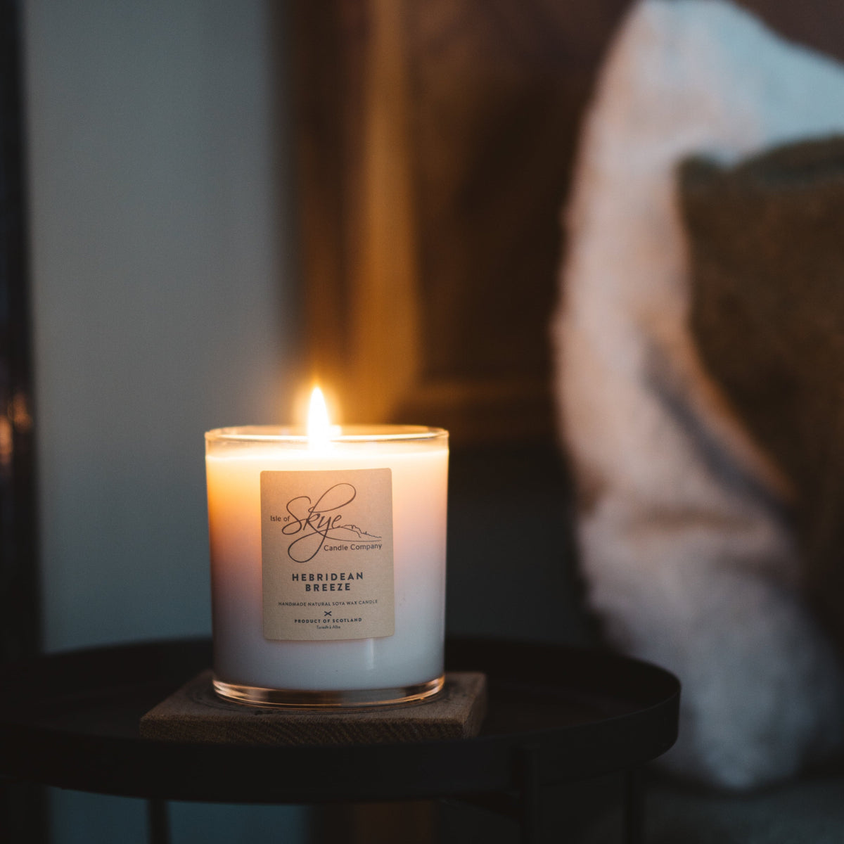 Isle of Skye Candles Hebridean Breeze Duftkerze aus der Scottish Collection – Stimmungsbild