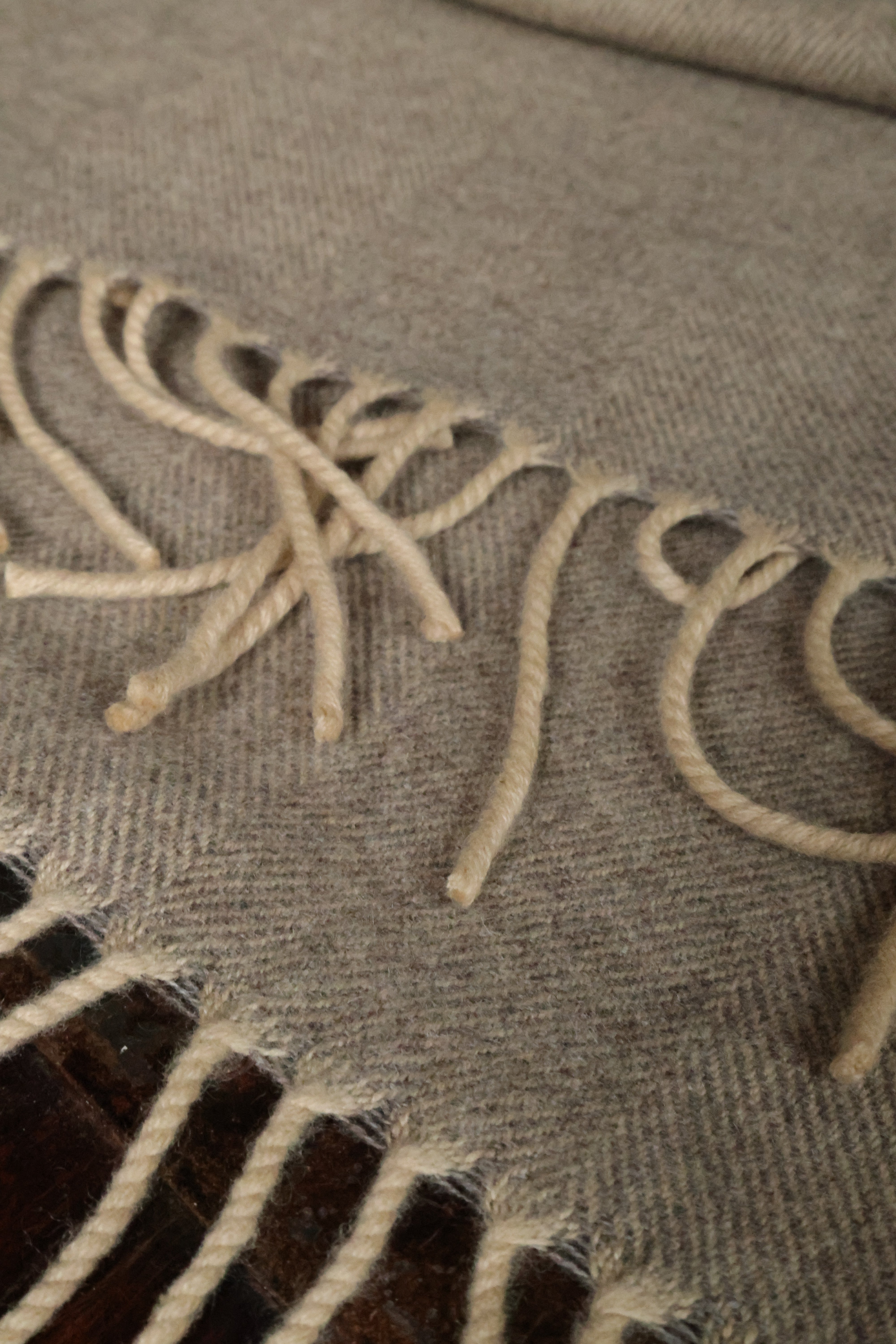 Cashmere Scarves Modern Check