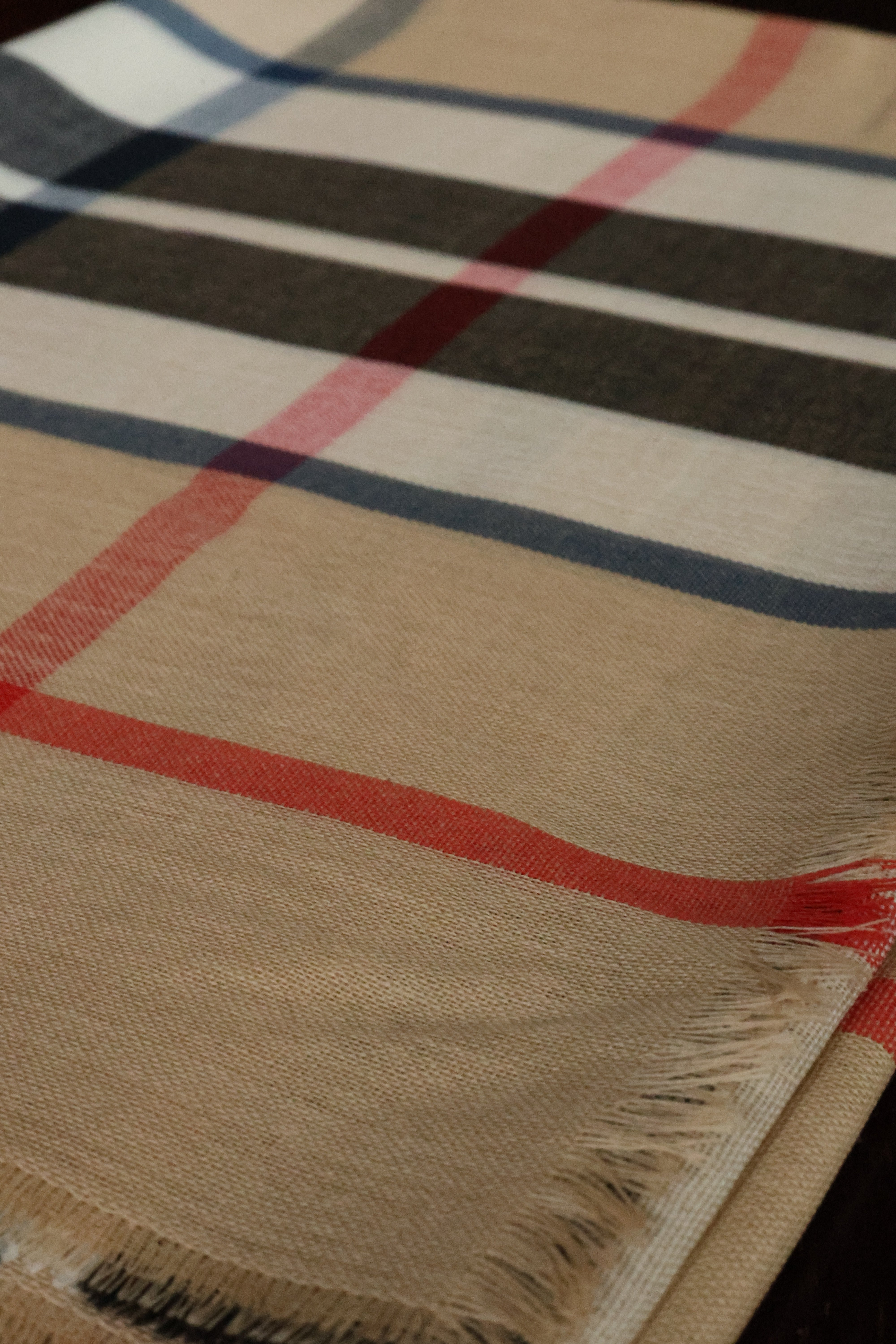 Lochcarron Extrafein Merino Wolle Stola | Thomson Tartan