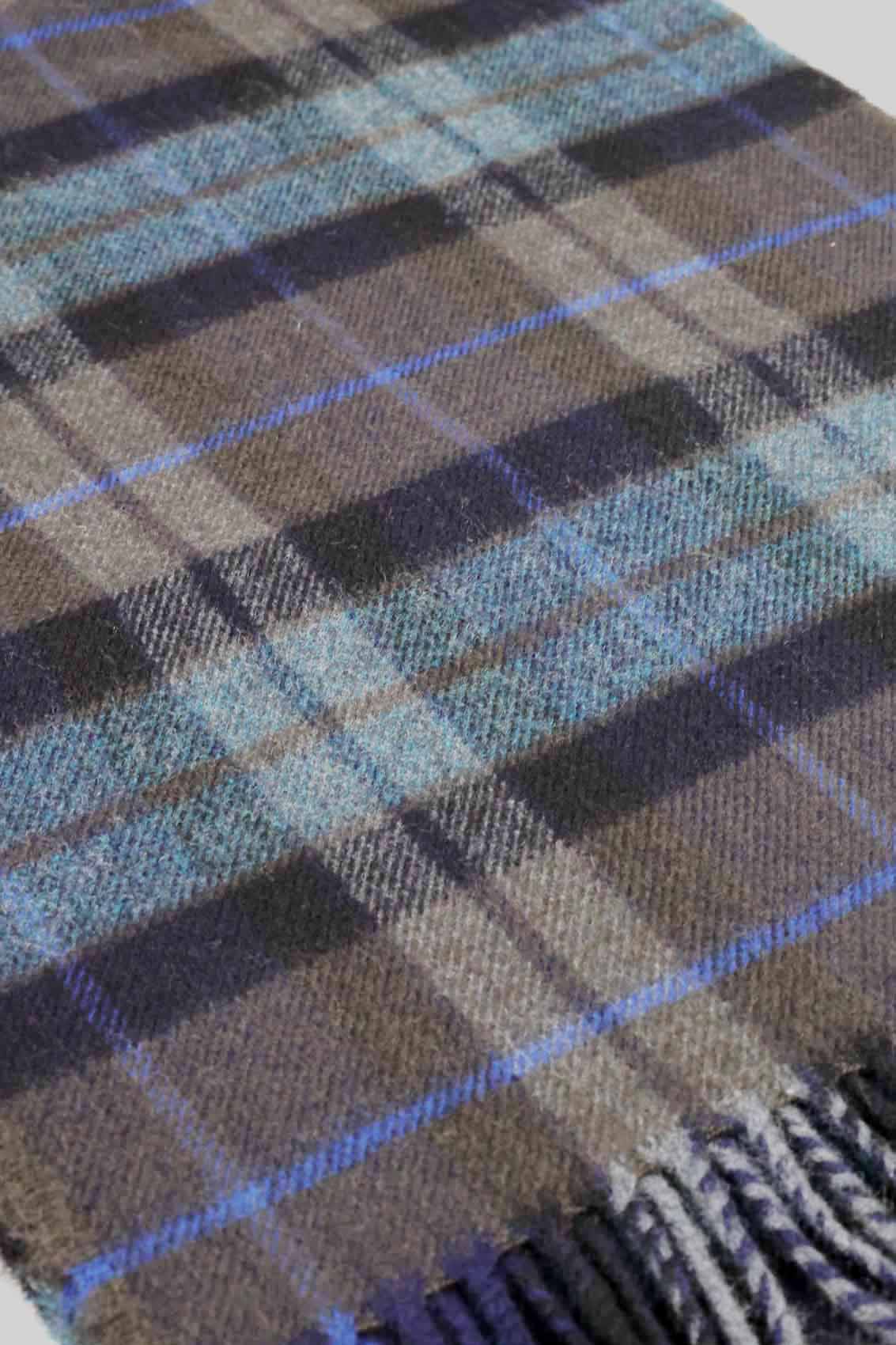 Kuuhi Kaschmirschal Storr Braun und Blau Tartan