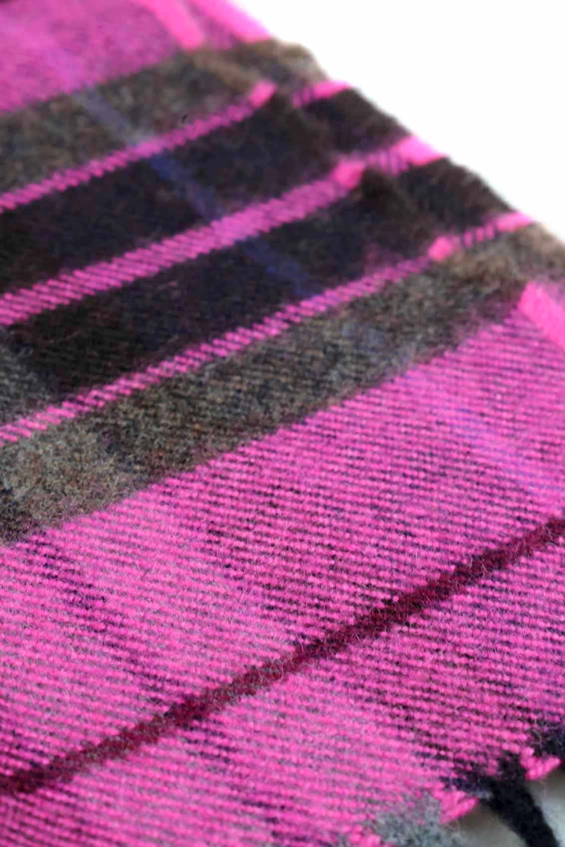 Kuuhi Kaschmirschal Portree Rosa Tartan