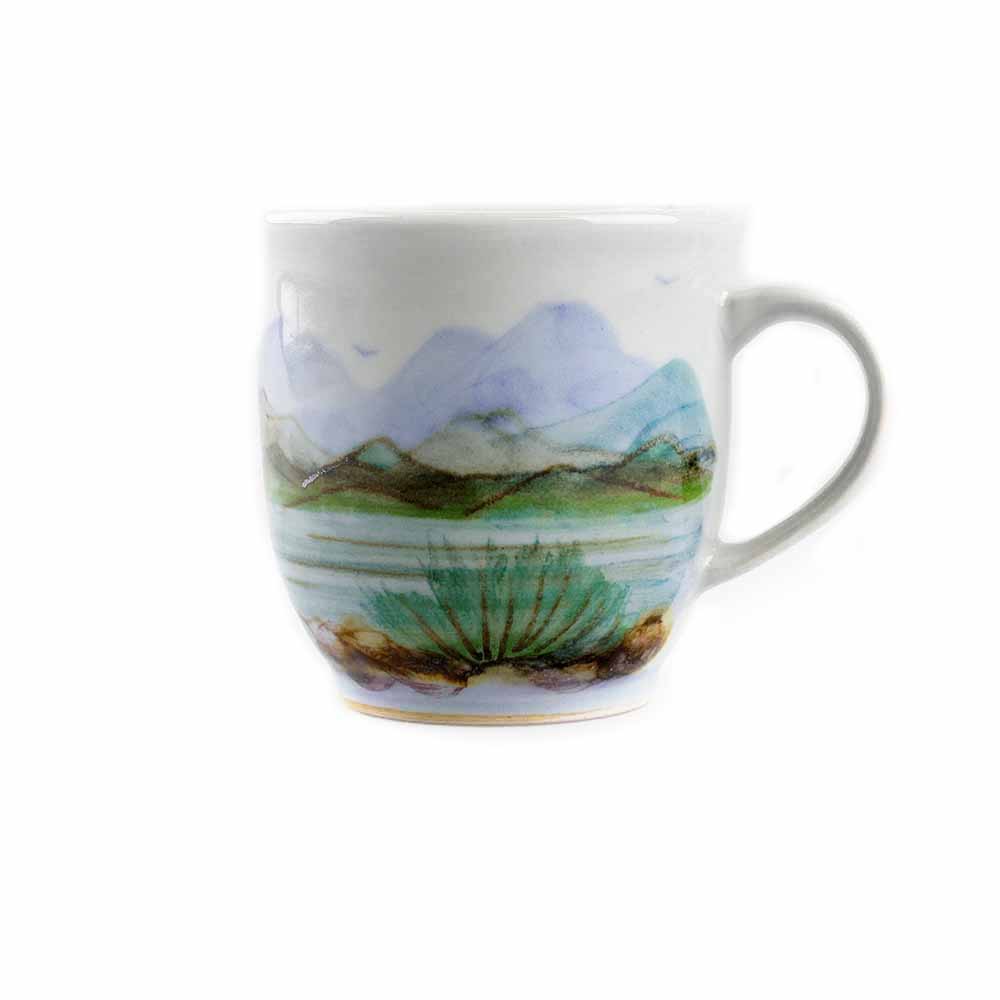 Keramik Becher Die schottische Landschaft