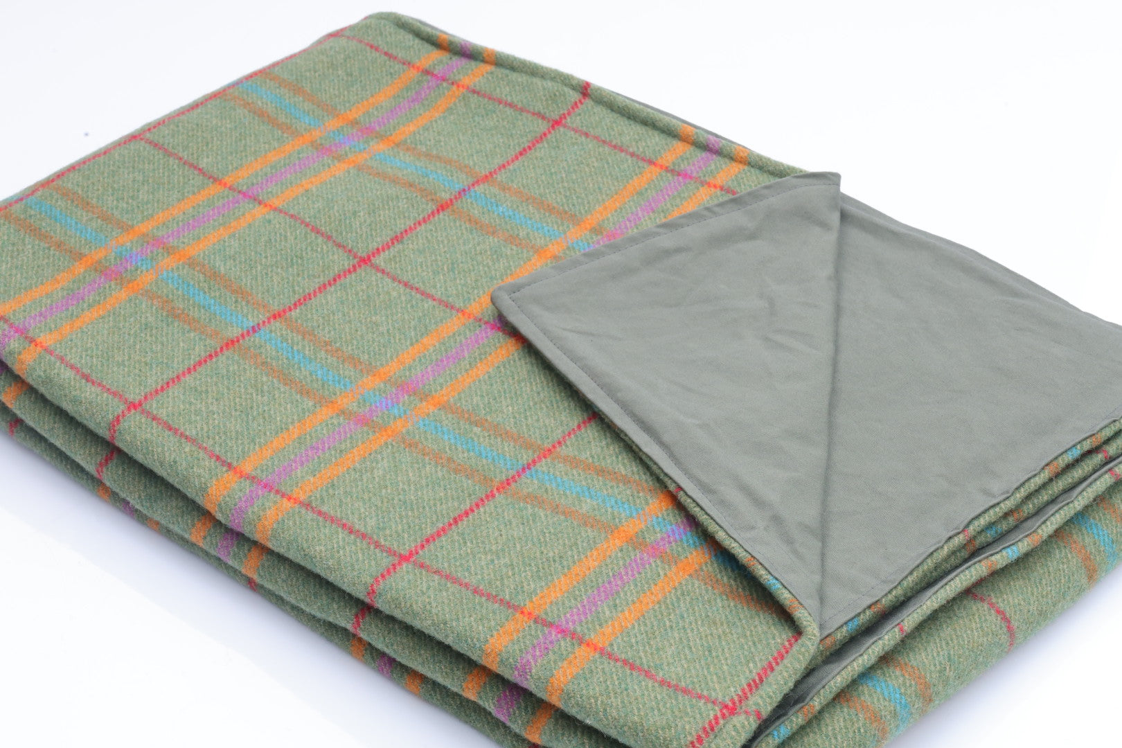 Schottische Picknickdecke Ailsa Craig im Freien – 170 × 150 cm, ideal für Park und Strand