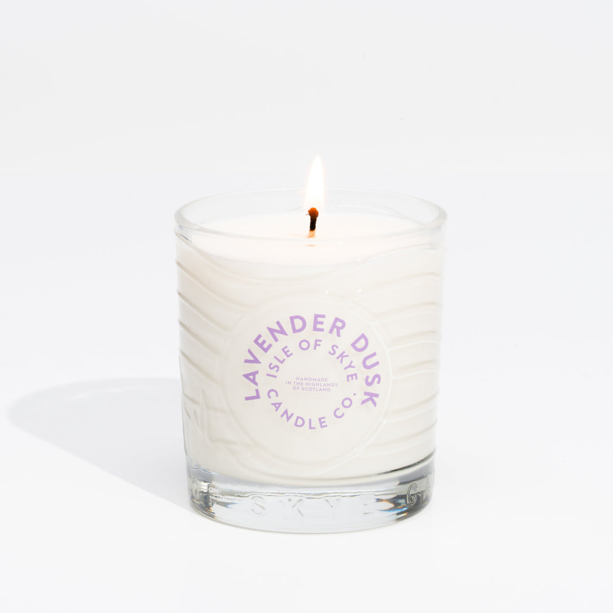 Isle of Skye Candles Lavender Dusk Duftkerze im Insel Tumbler – Stimmungsbild