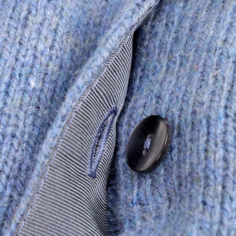 Cardigan pour femme bleu en laine vierge Harley of Scotland avec boutons Zoom