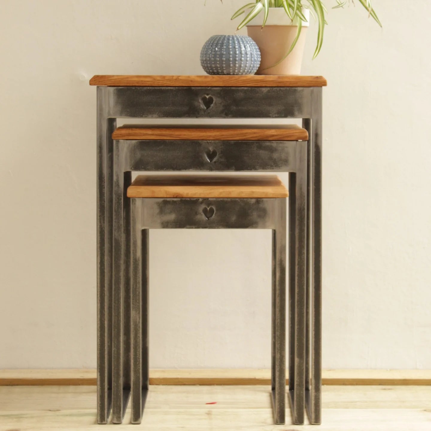 Side tables with oak top | Little hearts