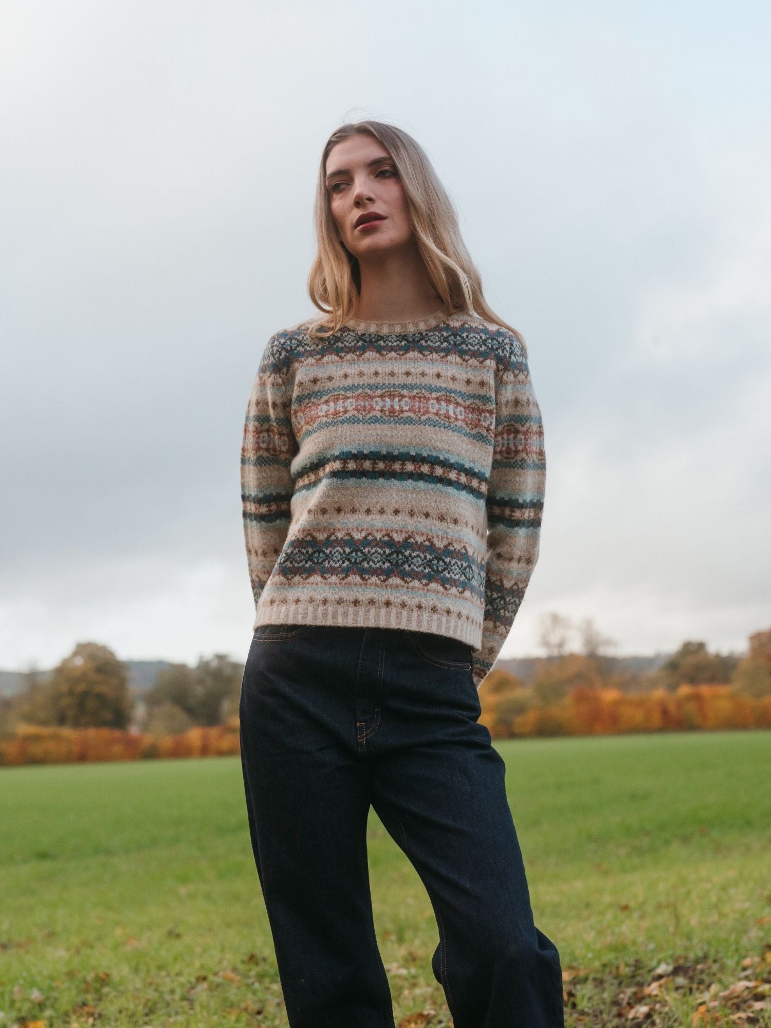Eribé Westray Pullover Roslyn Beige Blau Fairisle Damen Modell