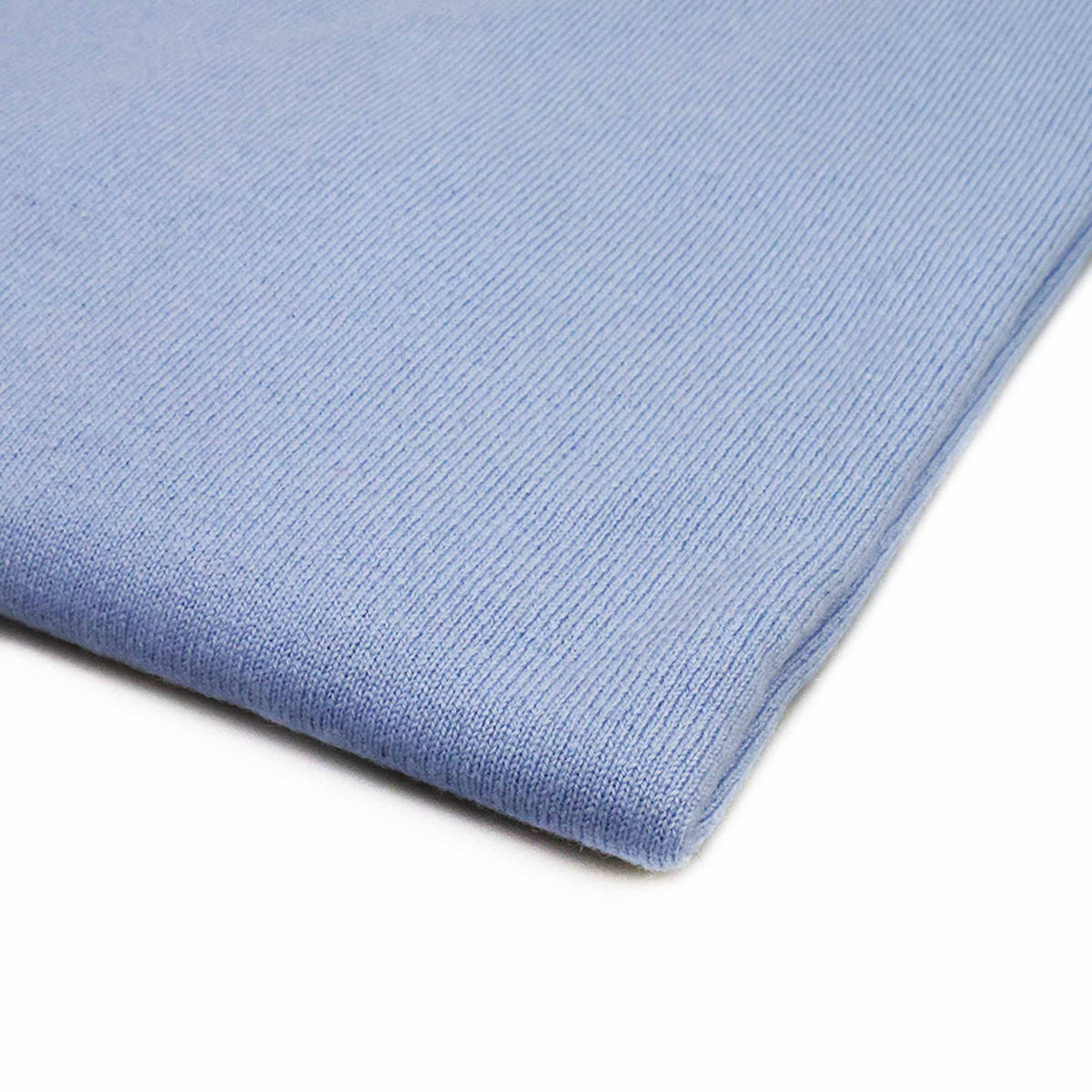 William Lockie Damen Kaschmir Kurzärmelig Pullover Blau — Nahaufnahme der feinen 21-Gauge Strickstruktur, 100% Kaschmir