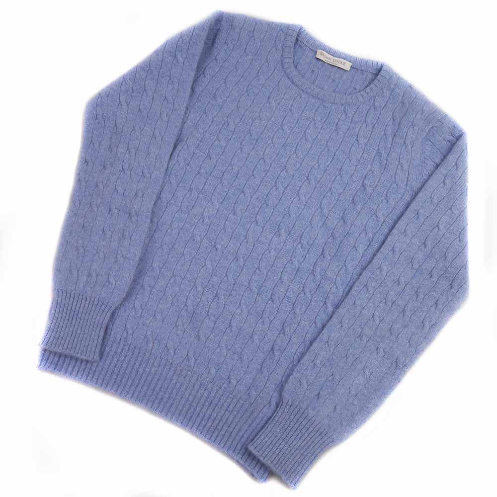 William Lockie Damen Zopfmuster Pullover Baby Blue — Gesamtansicht, 75% Geelong 25% Angora, nahtlose Konstruktion, Made in Scotland seit 1874