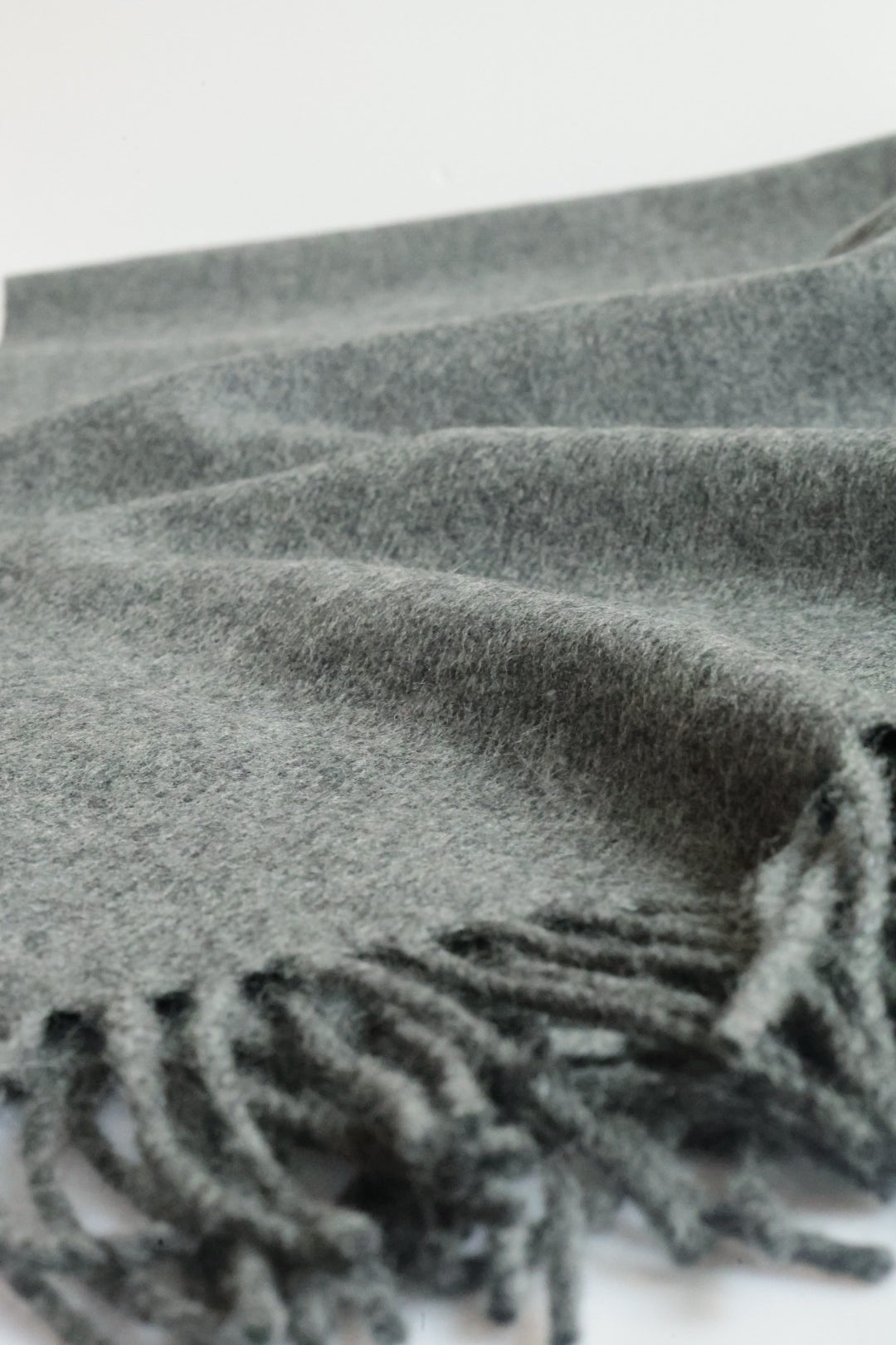 Poncho Lambswool Grey Solid