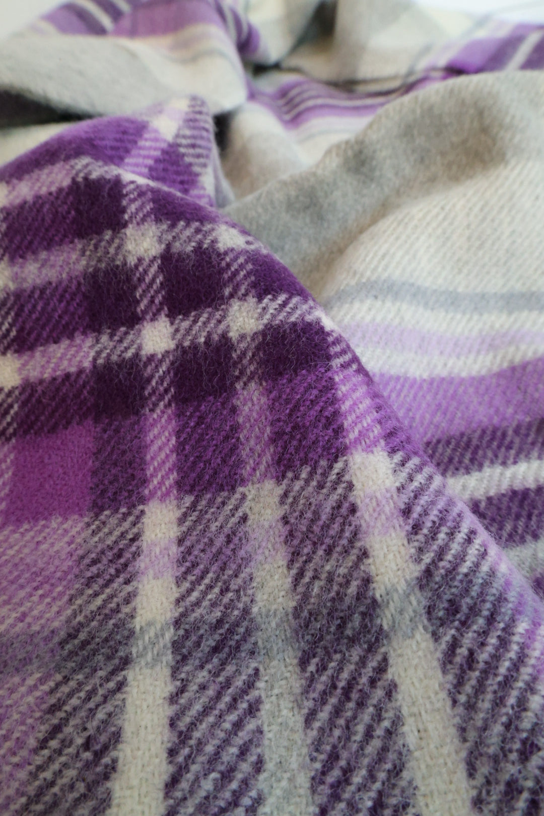 Wool blanket tartan grey