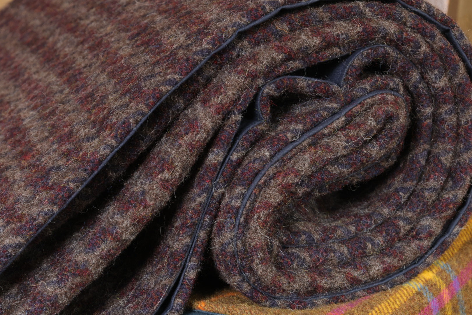 Family Picnic Blanket | 180 x 150 | Shetland Houndstooth | Midnight Blue Grey and Pheasant Red