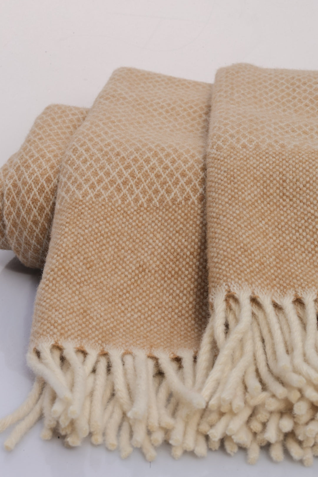 Cuddly blanket diamond pattern corn