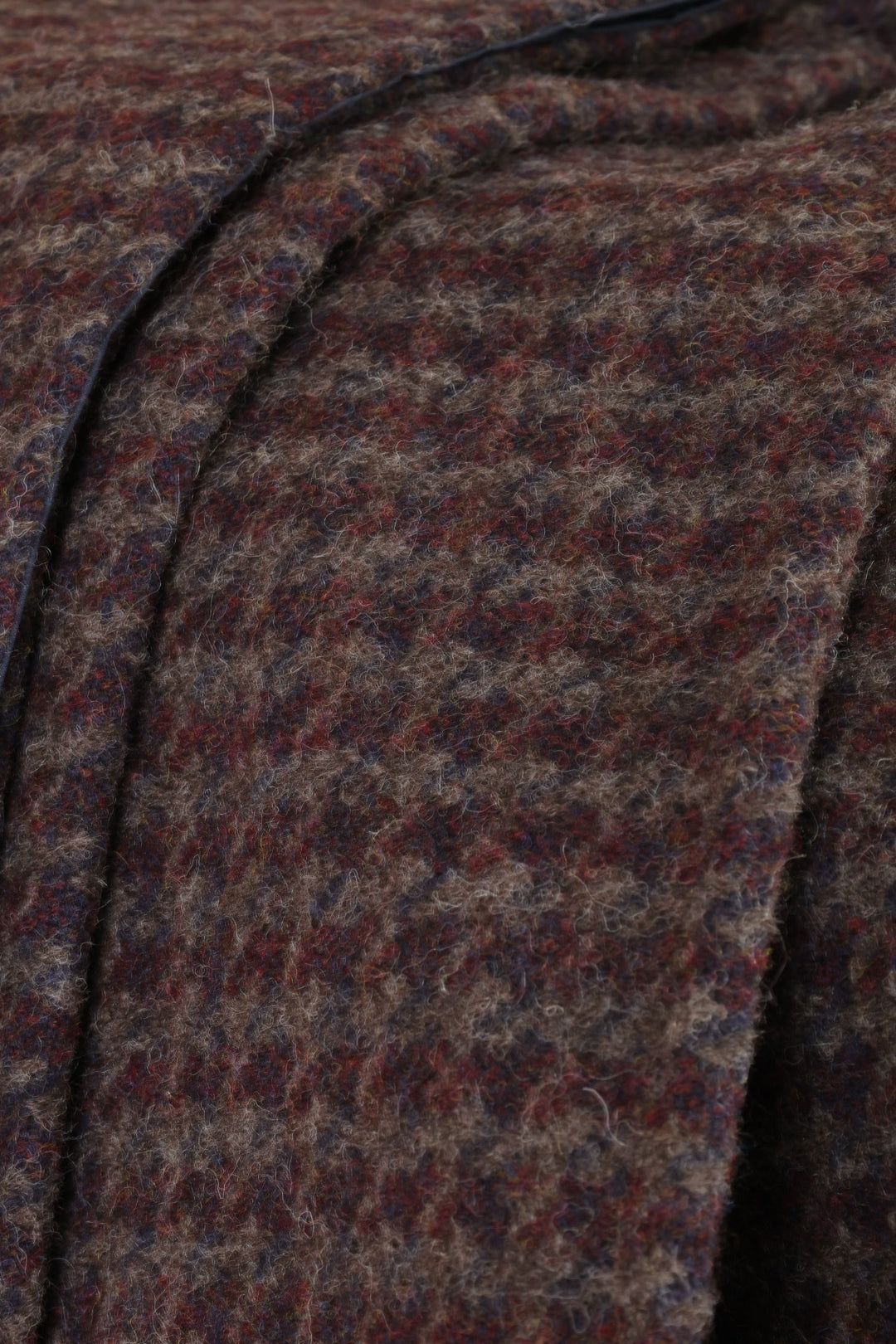 Family Picnic Blanket | 180 x 150 | Shetland Houndstooth | Midnight Blue Grey and Pheasant Red