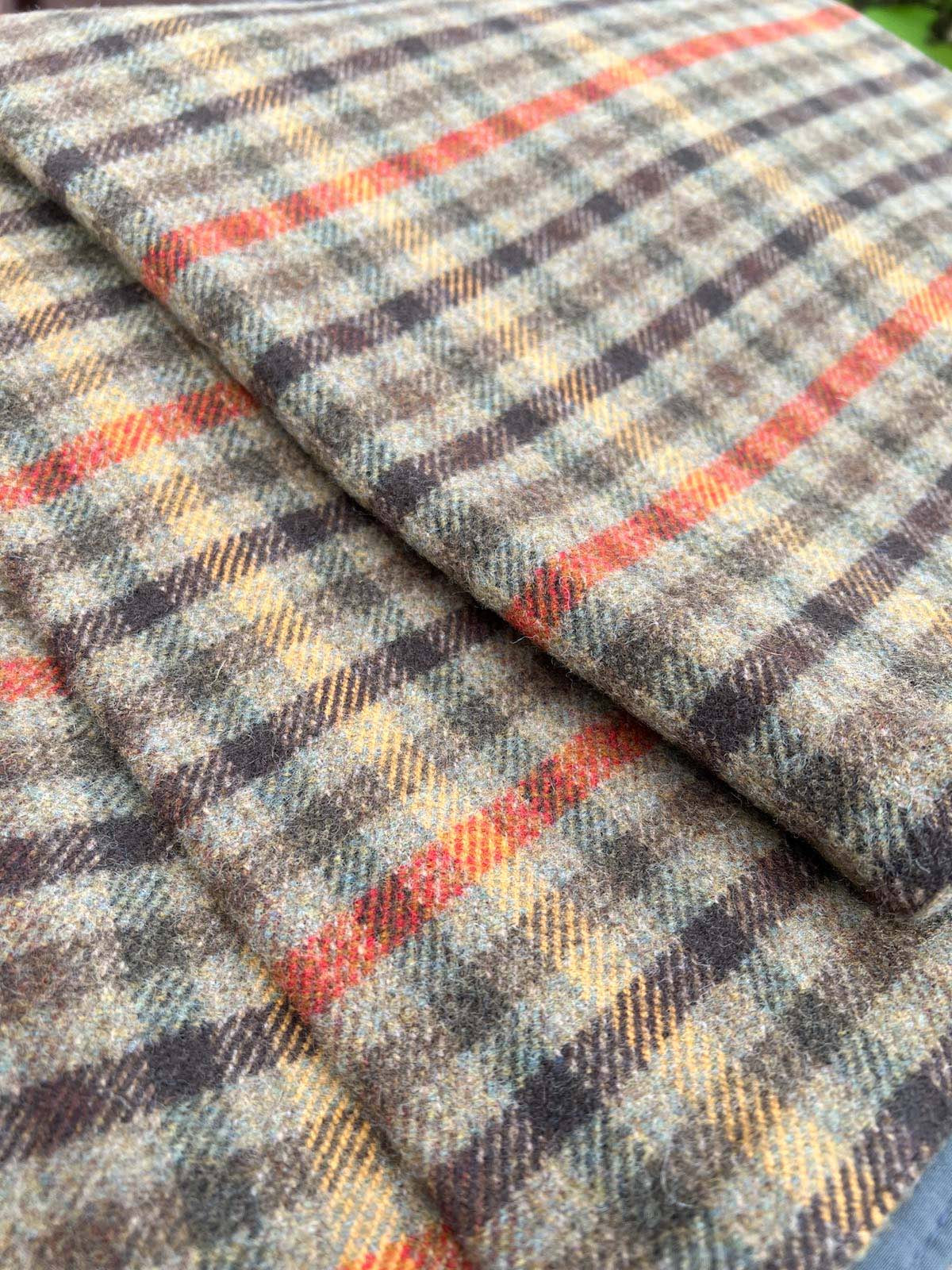 Picnic blanket checkered