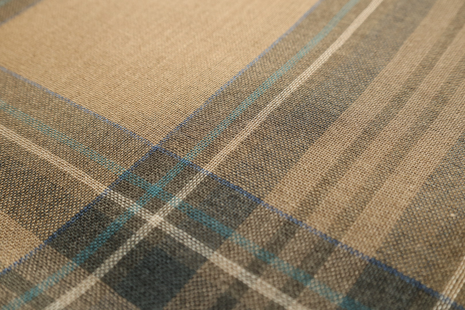 Lightweight Cashmere Silk Luxury Scarf | Stewart Beige