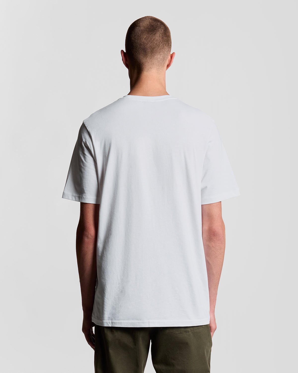 Lyle & Scott Herren T-Shirt Rundhals Weiß — Passform und Schnitt