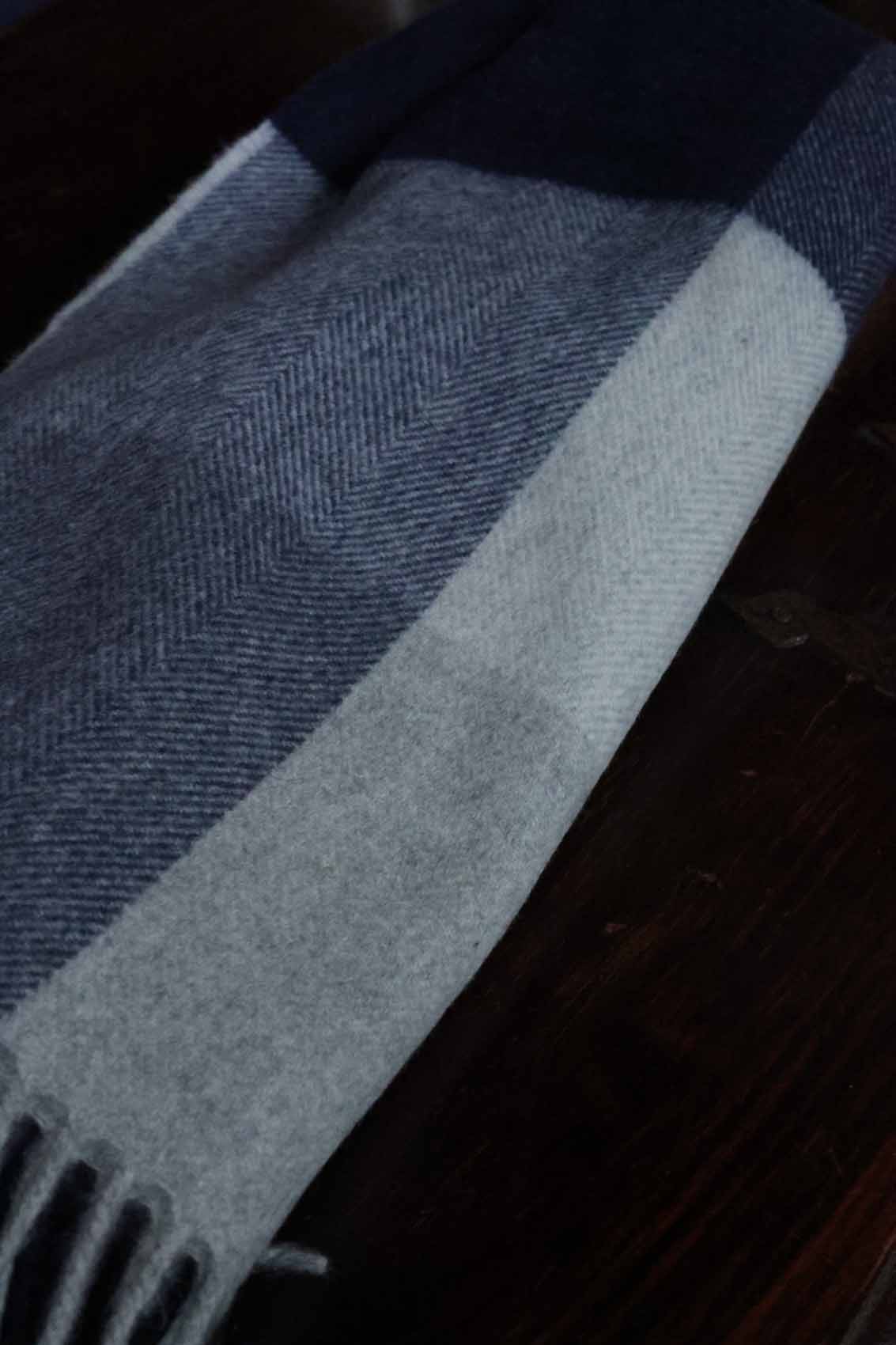 Large Cashmere Stole | Checked Blue