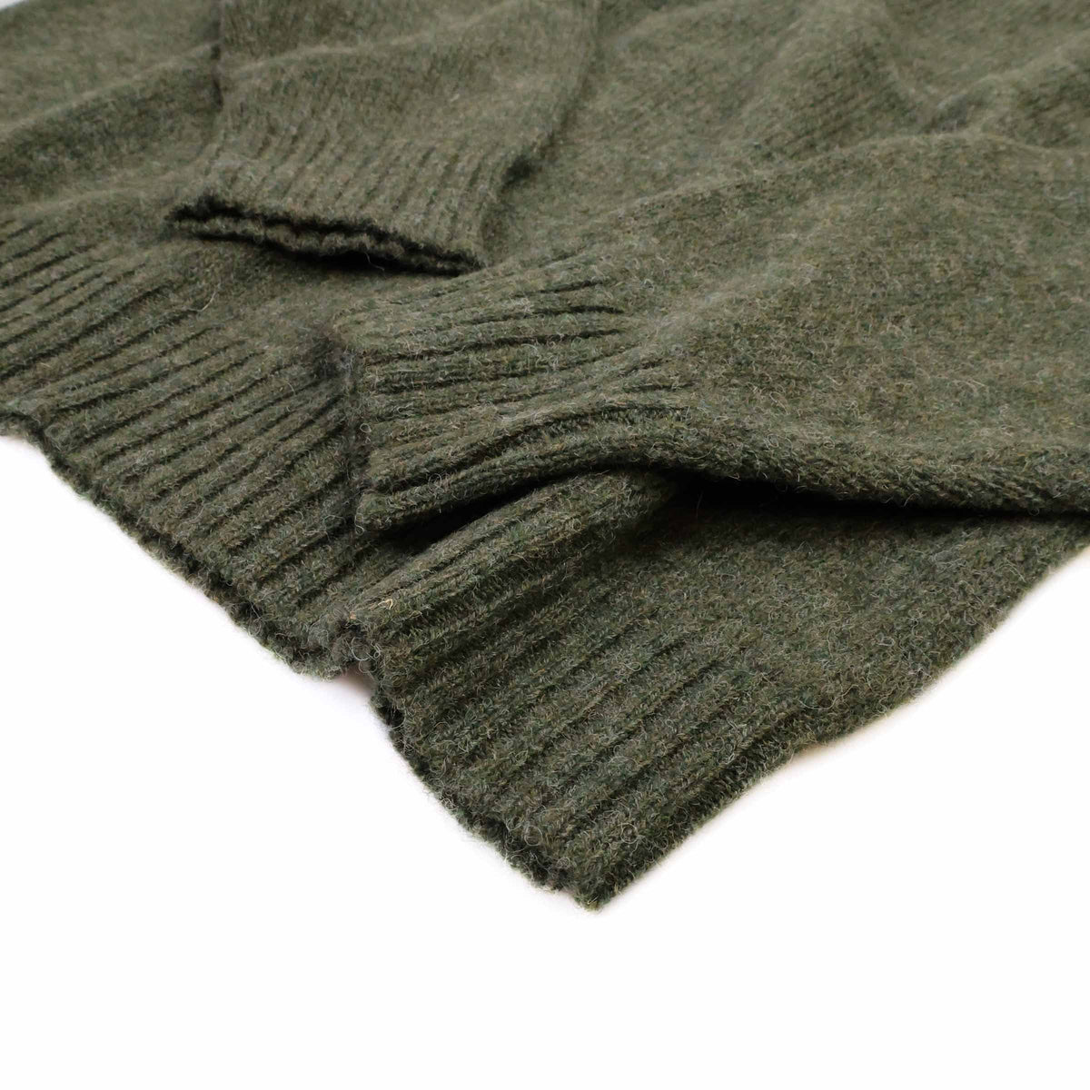 Eribé Brora Herren Pullover Green Lichen | Shetlandwolle