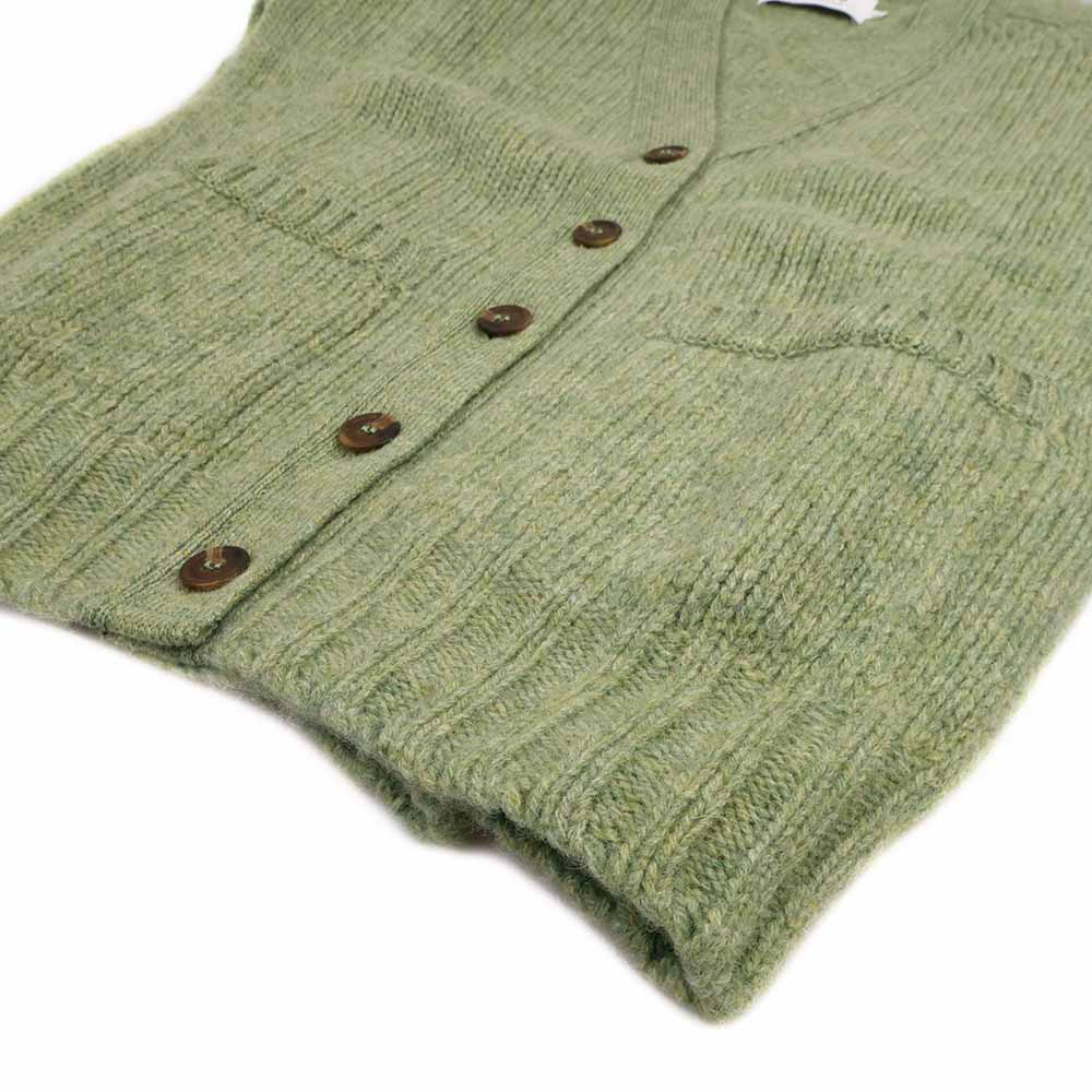 Harley-Scotland-Damen-Strickjacke-Salbei-Grun-Taschen2