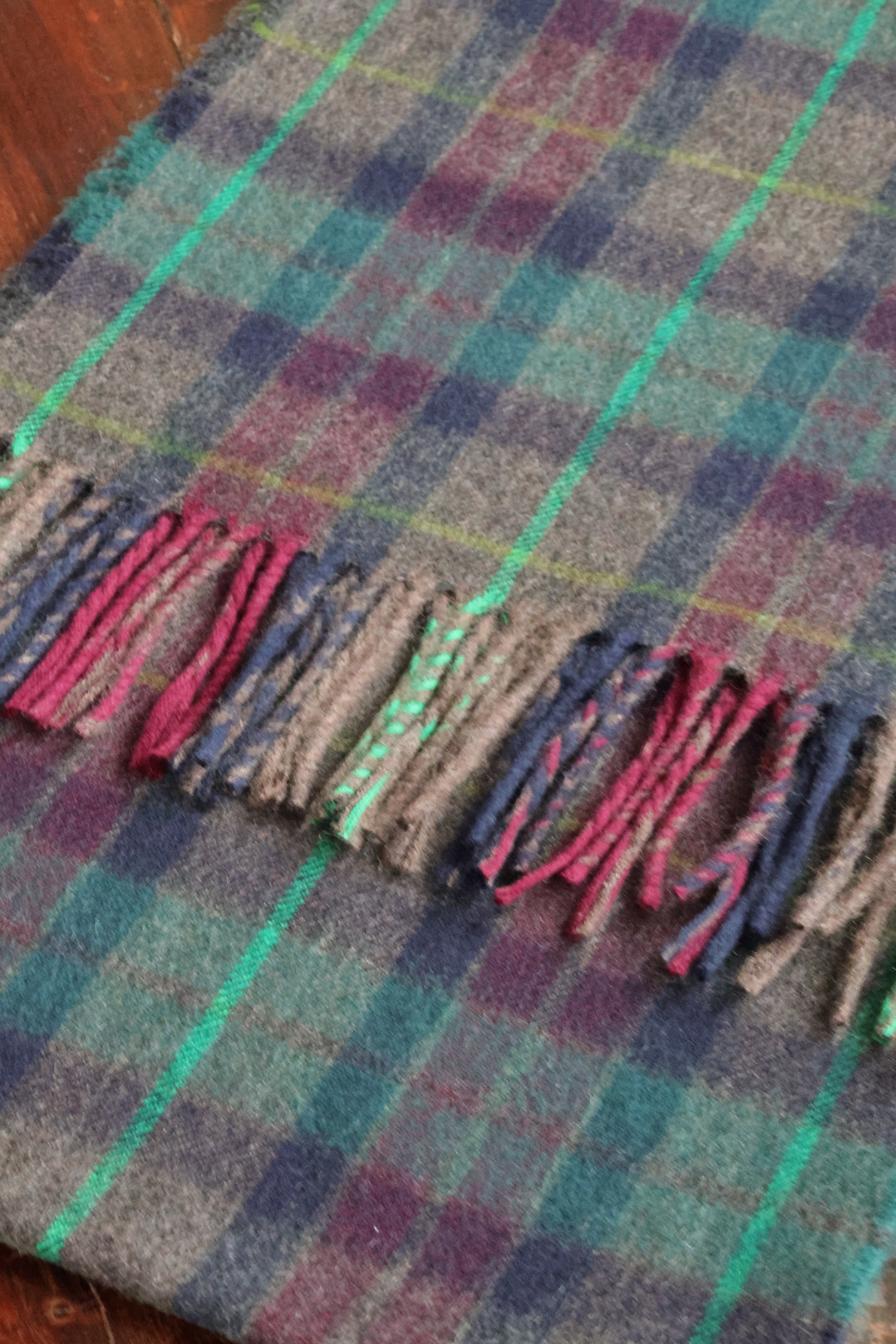 Kaschmirschal Modern Tartan Girvan | Braun Grün Rot