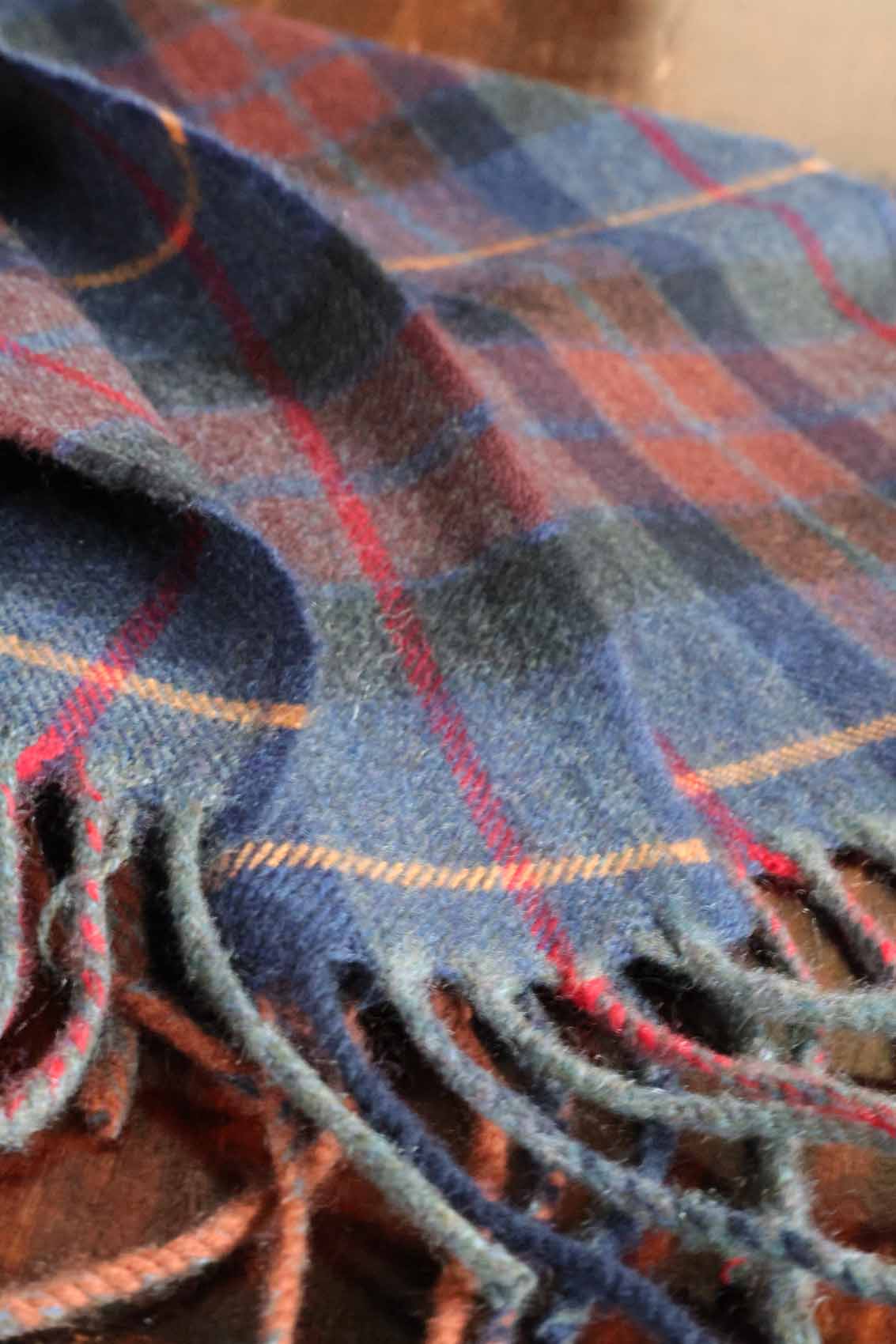 Tartan Kaschmirschal | Modern Schottenkaro Edinburgh | Blau Grau Rot