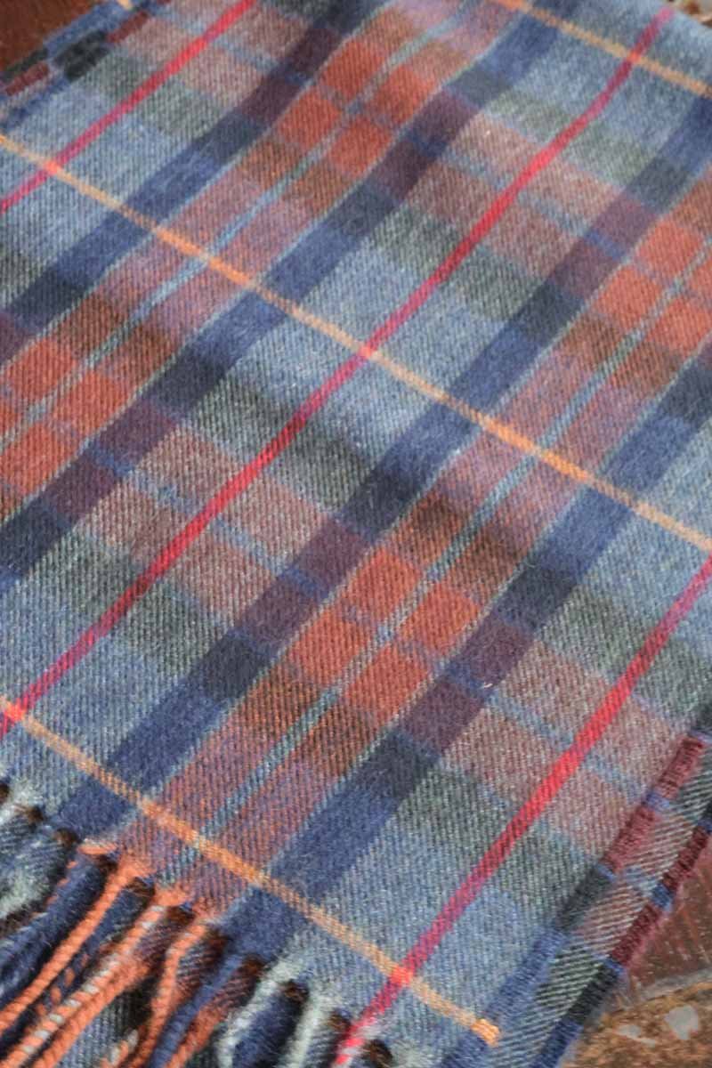 Tartan Kaschmirschal | Modern Schottenkaro Edinburgh | Blau Grau Rot