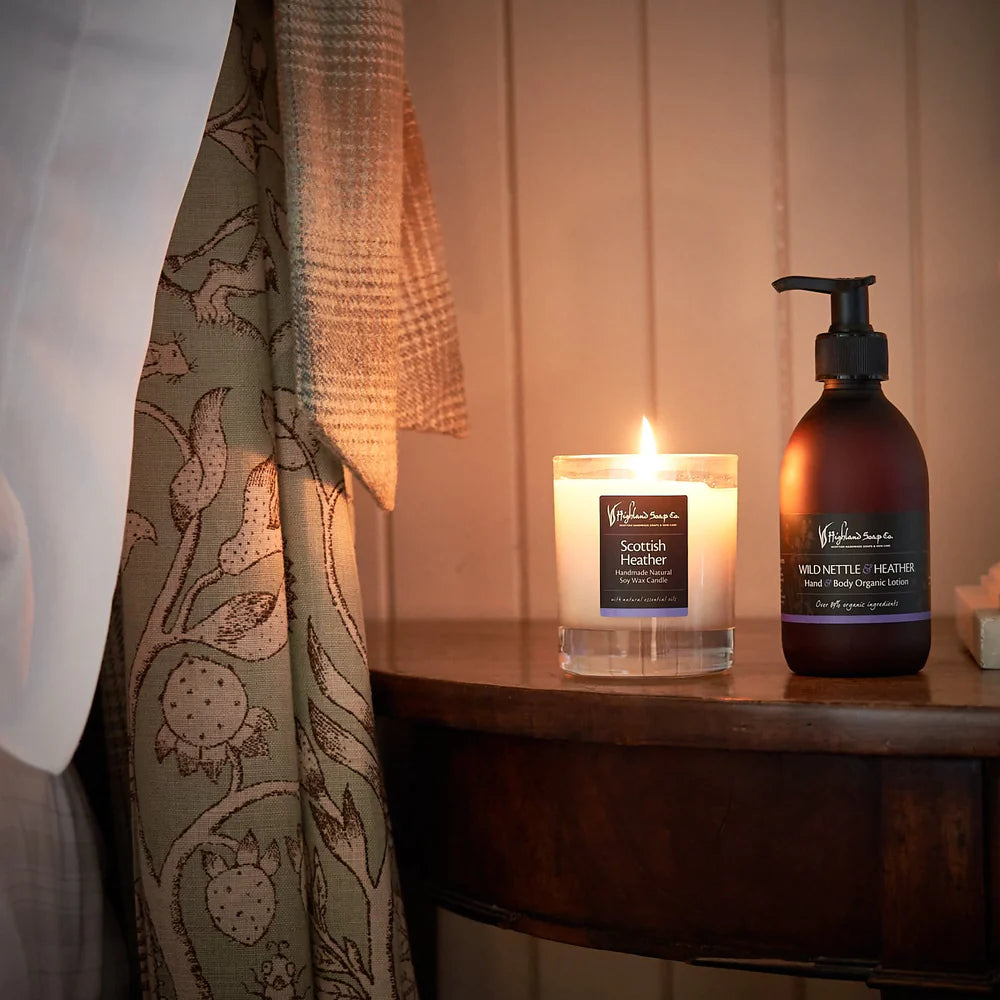 The Highland Soap Company Duftkerze Scottish Heather 300ml