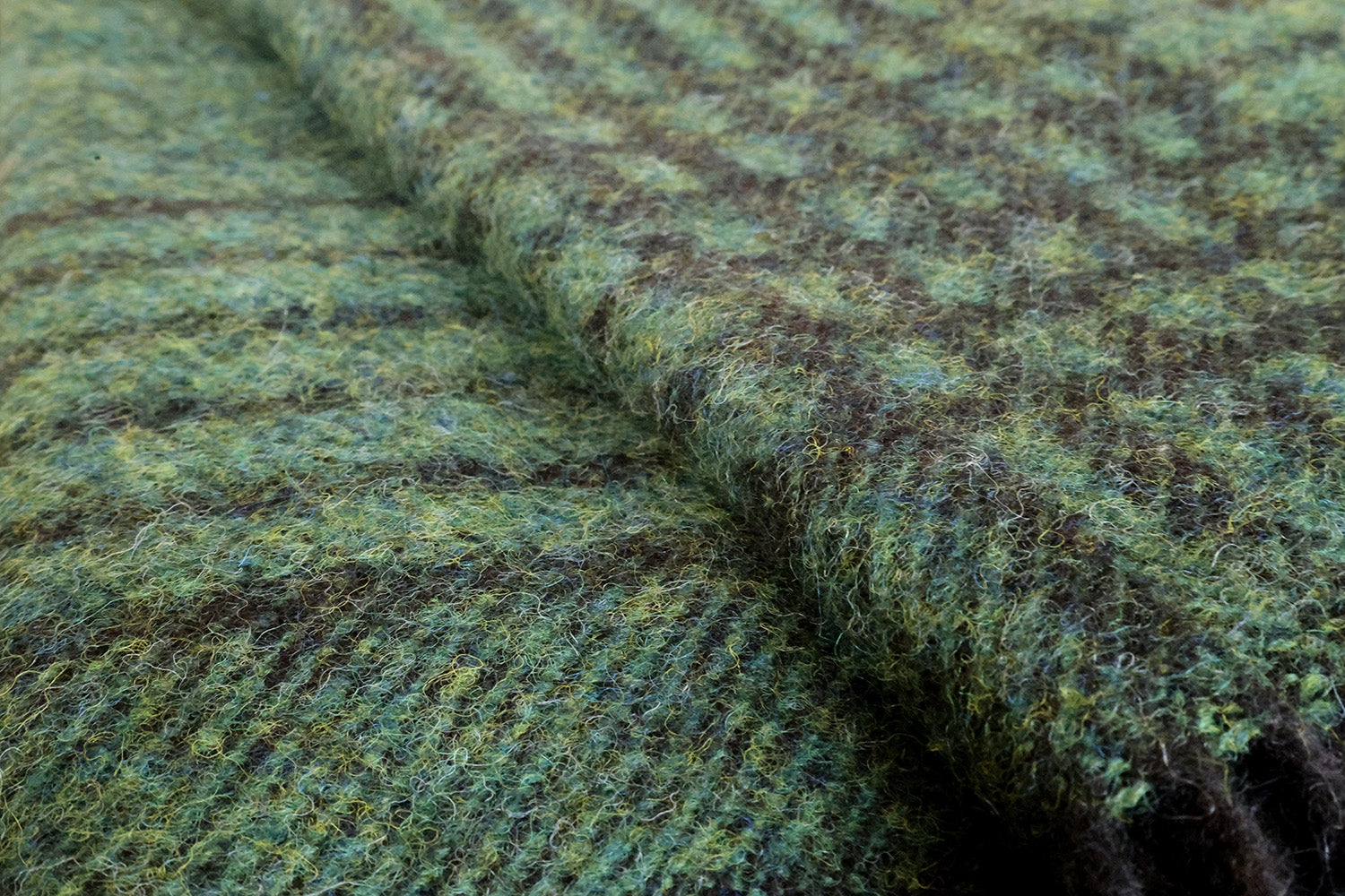Couverture en laine des Shetland « Grun Pfau »