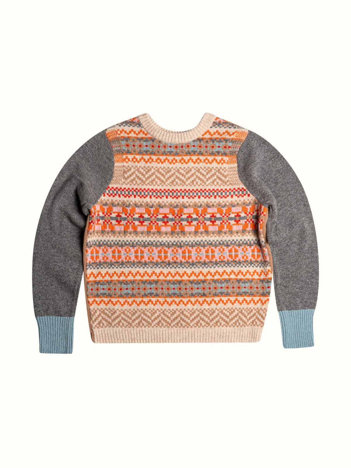 Eribé Stobo Graffiti Pullover Dapper — flach gelegt, Fair-Isle-Muster in Creme und Beige