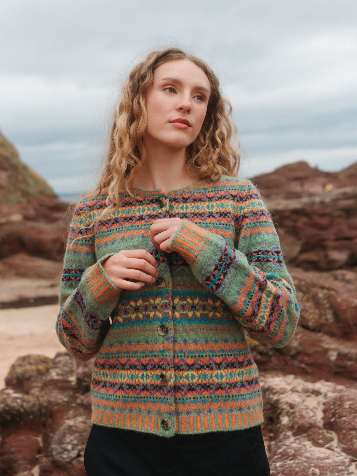 Eribé Westray Strickjacke MacDuff Grün Orange Fairisle Damen Modell
