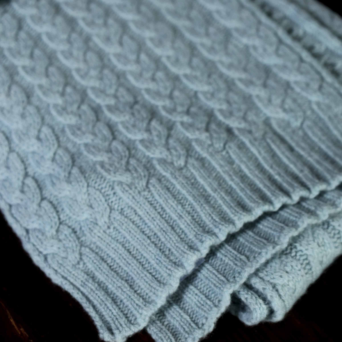 William Lockie Cashmere Scarf, Cable Knit, Silver and Blue — Pre-owned, Soft Drape